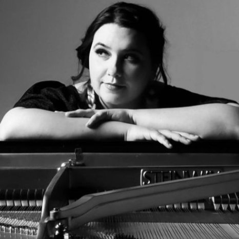 Stephanie Joy Zickau, Piano